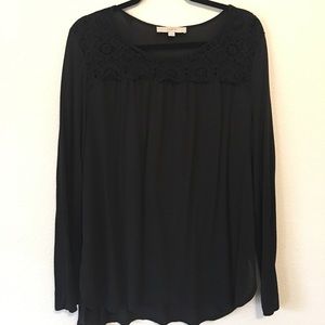 L O F T  C R O C H E T  Y O K E  T O P